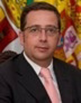 Emilio Borrega, Diputado De Organización De Diputación De Cáceres