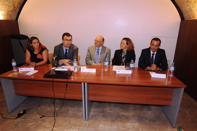 Inauguración del curso 'Introducción a las energías renovables'