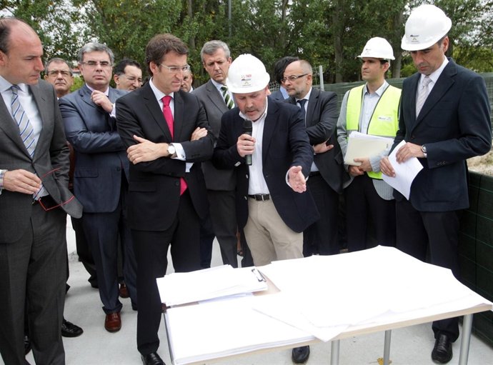 El presidente de la Xunta visita edificio judicial de Ourense