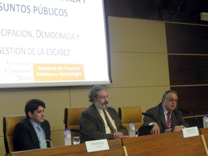 David Pérez En Un Congreso Sobre Gobernanza 