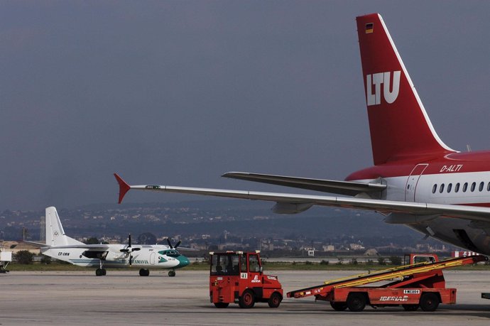 Aviones en el aeropuerto de Palma de Mallorca