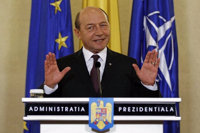  Traian Basescu, Presidente De Rumanía