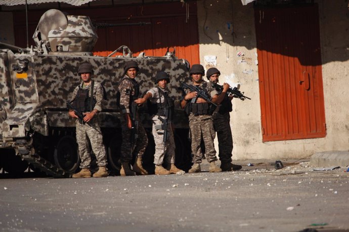 Ejército Libanés Desplegado Por La Violencia Entre Alauitas Y Suníes 