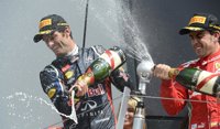 Fórmula 1.- Webber: "Hubo conversaciones con Ferrari, pero mi decisión fue quedarme aquí"