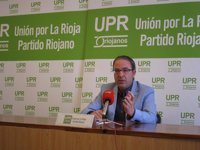 UPR critica la decisión tomada por el Gobierno de cerrar varios aeropuertos o dejarlos en precario como el de Logroño