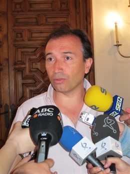 Laureano León, Presidente Provincial Del PP De Cáceres