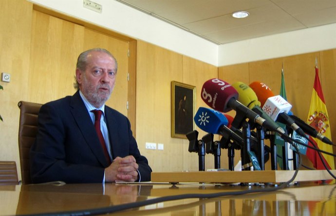 Fernando Rodríguez Villalobos