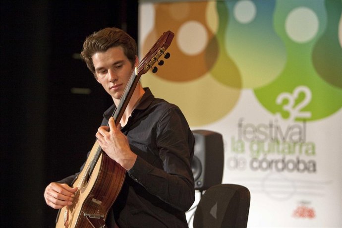 Callum Henshaw,  Ganador De La Última Edición Del Concurso "Festival De Córdoba"