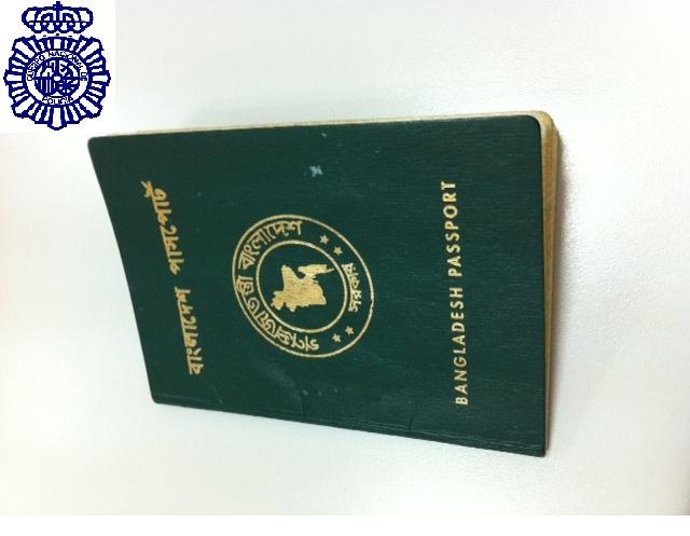 Pasaporte falso