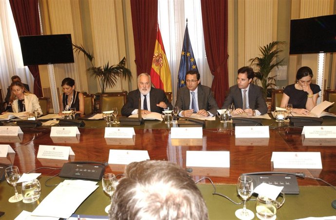 Arias Cañete en el CICC