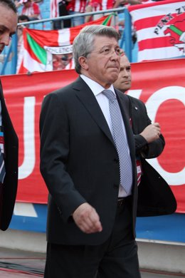 Enrique Cerezo