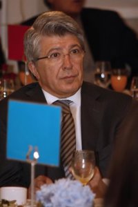 Fútbol/Asamblea.- Cerezo: "Me parece bien el indulto a Mou y Tito"