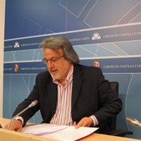 González lamenta el debate de unos presupuestos que nacían muertos y a los que hoy se ha puesto "el ramo de flores