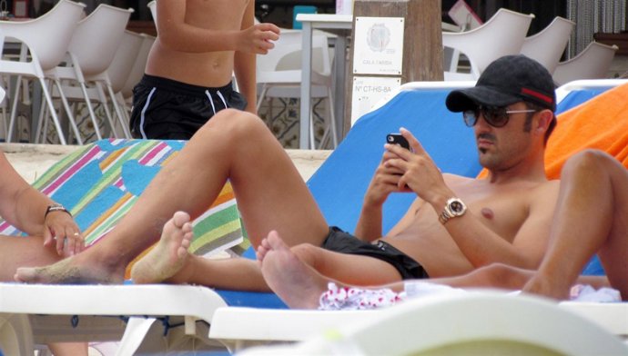 David Villa descansando en Ibiza 