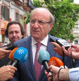 Pedro Rodríguez, Ante Los Medios. 