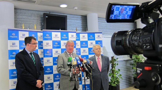 El presidente Valcárcel en la sede de FREMM