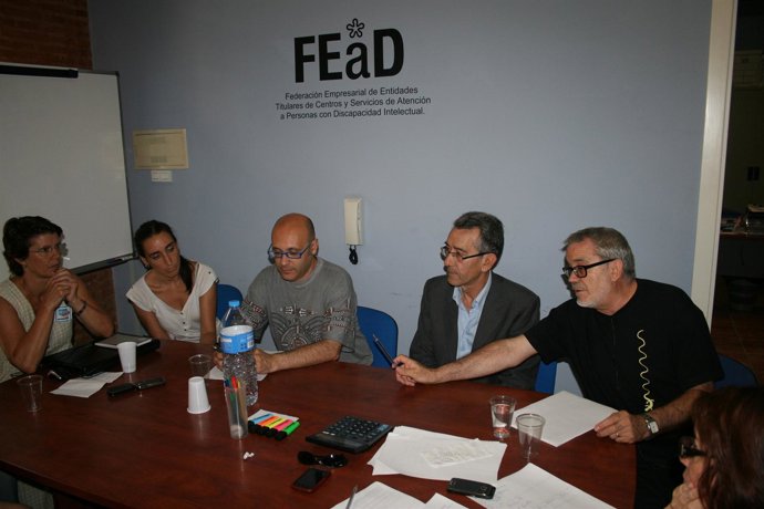 Visita A Los Representantes De FEAD