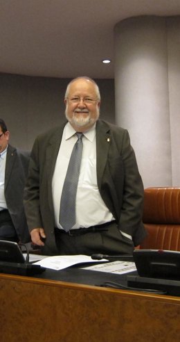 Salvador Esteve, Antes Del Pleno