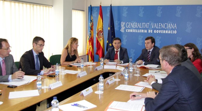 Reunión De Castellano En La Comision Mixta Para La Ley De Costas