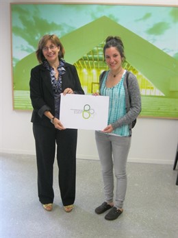 Entrega del premio al logotipo de ESEP