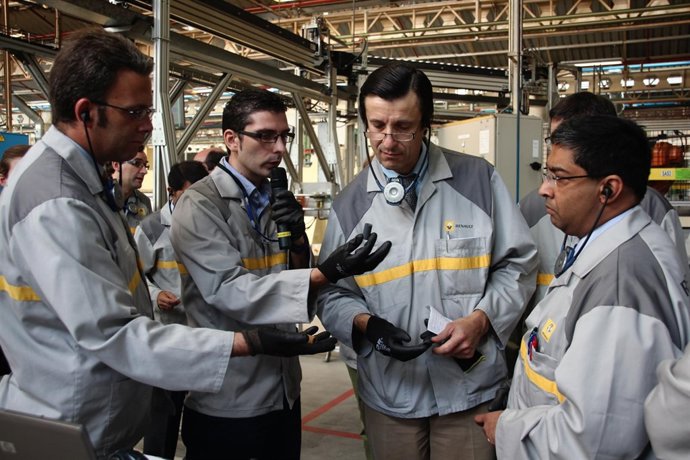Visita Del Director De Fabricaciones Mecánicas De Renault, Jean François Bron 