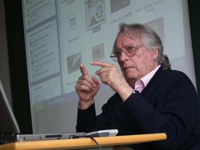 Alberto Vázquez-Figueroa