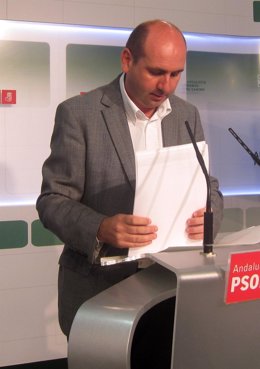 Francisco Conejo, En Rueda De Prensa