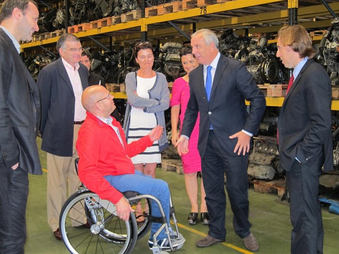 Pachi Vázquez, Laura Seara, Junto A Anxo Queiruga En Su Visita A Trameve