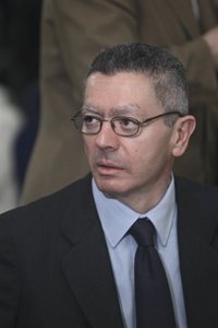 Parot.- Gallardón, convencido de que el recurso contra la sentencia prosperará y se verá que el TS y el TC "acertaron"