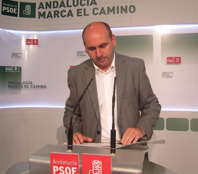 Francisco Conejo, En Rueda De Prensa