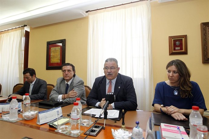 El decano de Colegio de Abogados de Granada, Eduardo Torres