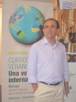 Rafael Rodríguez, en los Cursos de Verano de la UMA