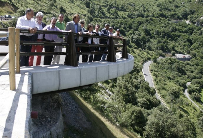 Inauguración de la mejora del tramo Arrendondo-La Sía