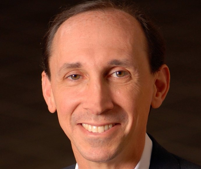 Dana Dunne, Nuevo Presidente Y Director General De Operaciones