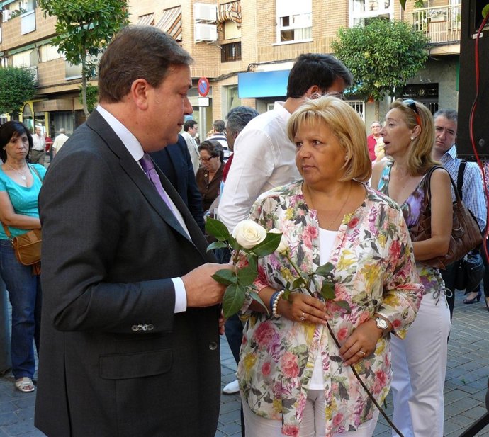 Juan Soler Y Presidenta De AVT