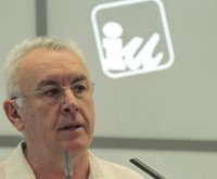 Economía/CPFF.-Cayo Lara llama "a la rebeldía" a las CC.AA. frente a un Gobierno que las aplica "el tercer grado fiscal"