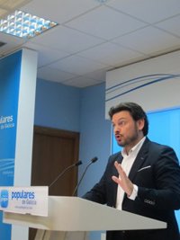 El PPdeG defiende que sería "una absoluta falta de respeto" que Feijóo visitase un país "sin saludar" a los emigrantes