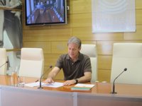 Escobar (IU) espera que el acuerdo ferroviario de Fomento con Extremadura se cumpla y no se repita el "esquema" del AVE