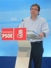 Vara advierte de que Extremadura puede ver reducido un 30% su presupuesto en 2014 debido a las medidas de Rajoy