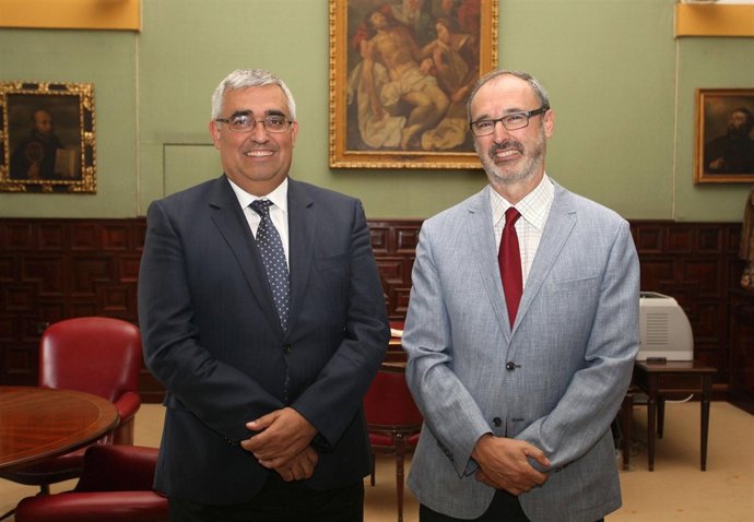 Toma de posesión del nuevo decano de la Facultad de Odontología