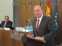 Monago indica que el plan estratégico para el sector agroalimentario incluirá la creación del clúster de este colectivo