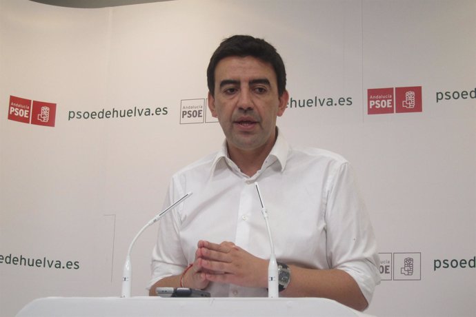 El vicesecretario del PSOE andaluz, Mario Jiménez, en Huelva.