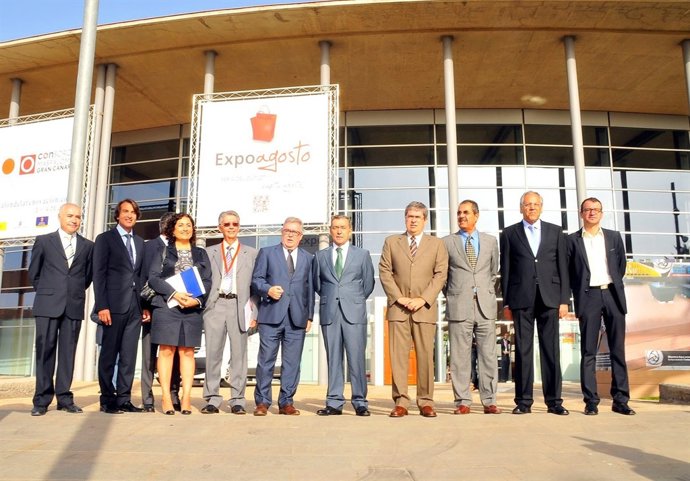 Inauguración II Salón de la Renovación
