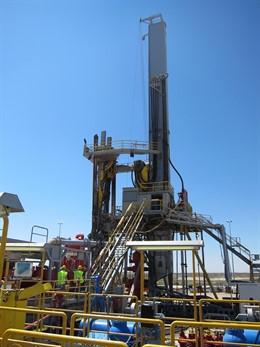 Plataforma de sondeo de Endesa en Pina de Ebro.