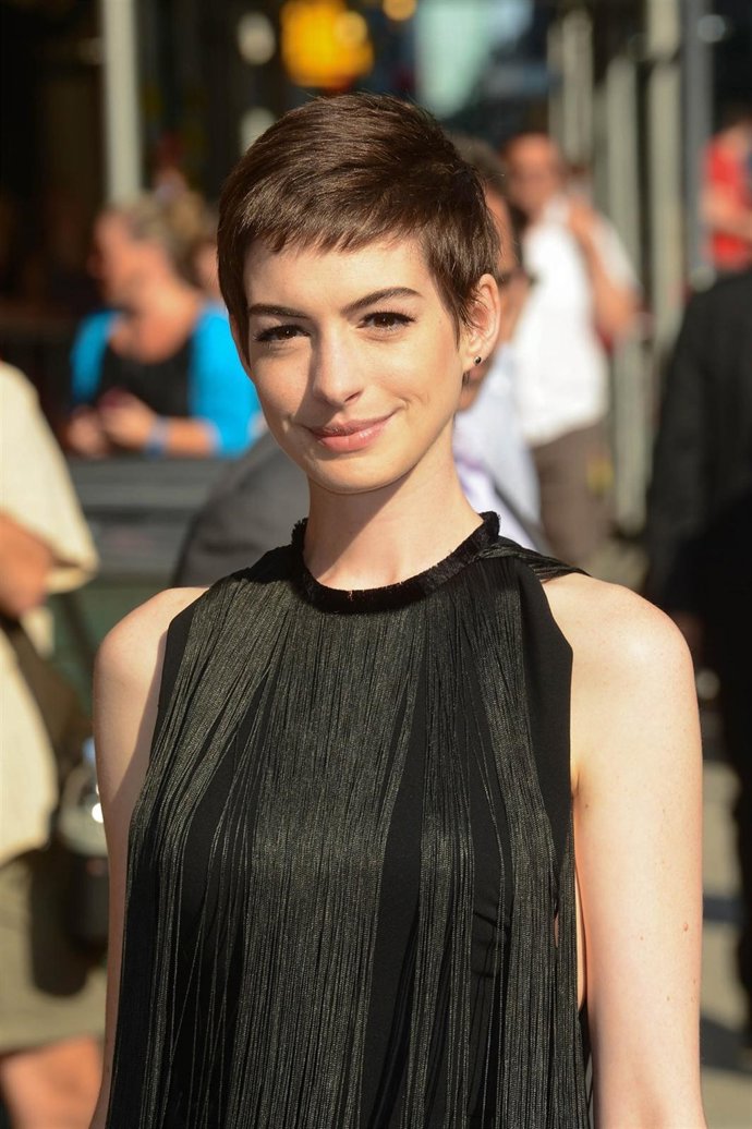 Anne Hathaway