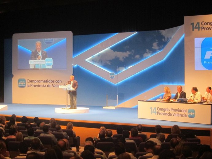 Rus Durante Su Intervención En El Congreso Del PP