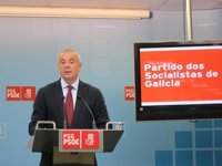 Pachi Vázquez exige a Feijóo que "deje de reírse" de los gallegos y "reconozca" que "no tiene soluciones"