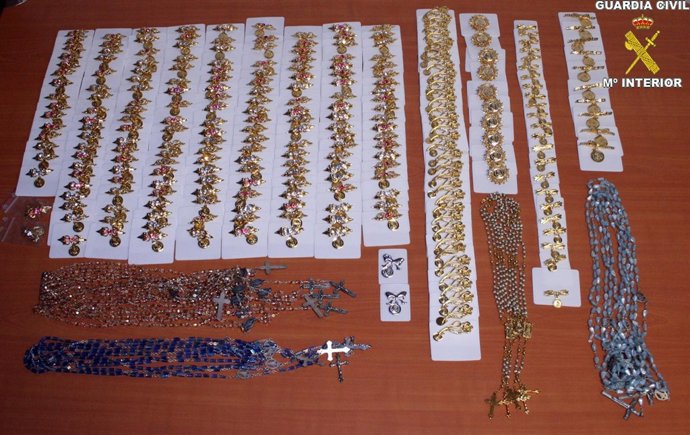 Efectos recuperados por la Guardia Civil.