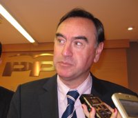 Ortiz destaca que el Congreso supone "un nuevo comienzo" marcado por "el consenso, la unidad y la integración