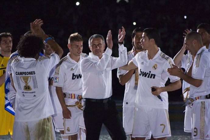 Jose Mourinho Y Real Madrid Celebracion De La Liga